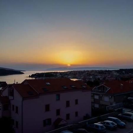 Panorama Sunset Apartments Cres Exterior foto