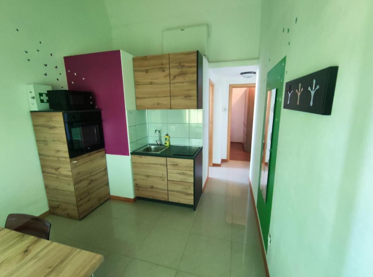 Panorama Sunset Apartments Cres Exterior foto